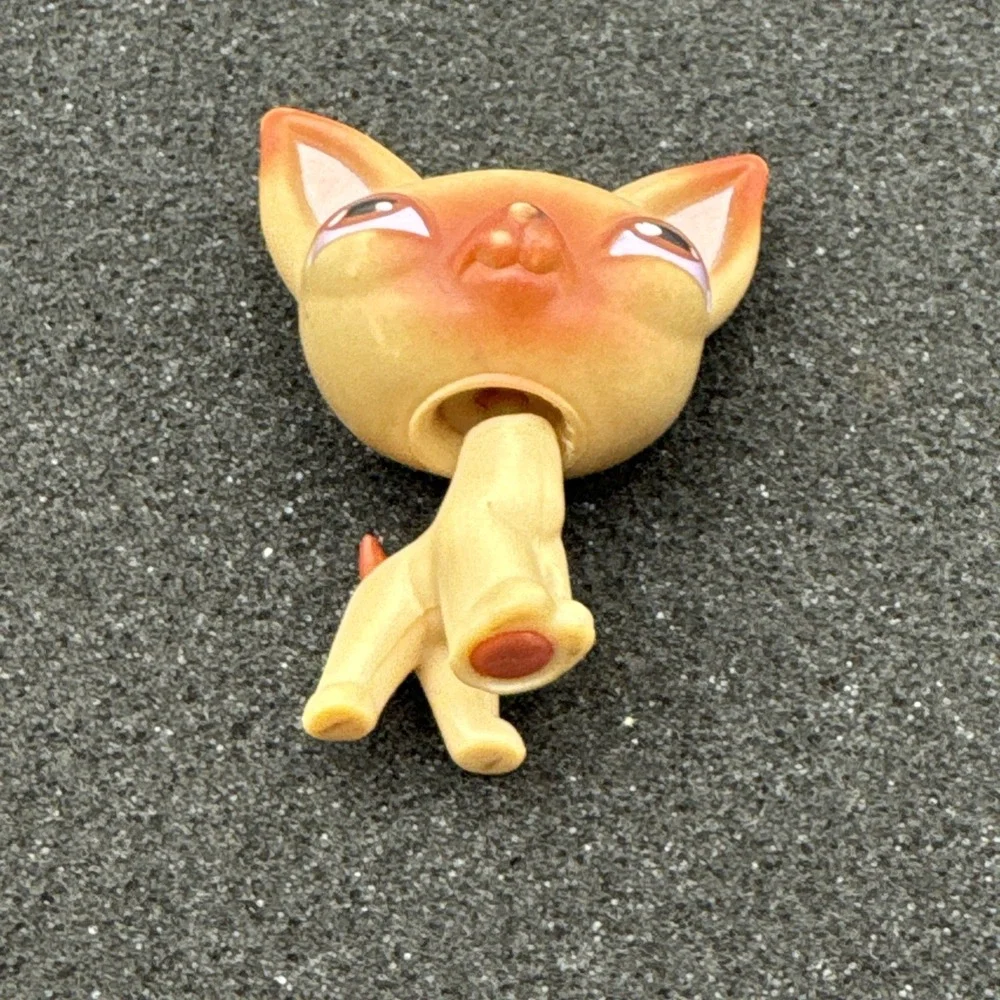 Littlest Pet Shop LPS #001 Rare Chihuahua Authentic